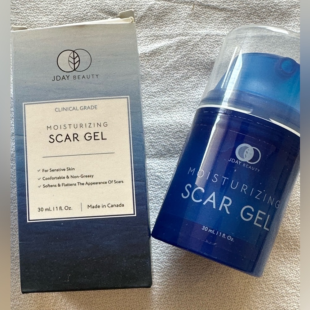 JDayBeauty Clnical Grade Moisturizing Scrab Gel forSensative Skin Made in Canada